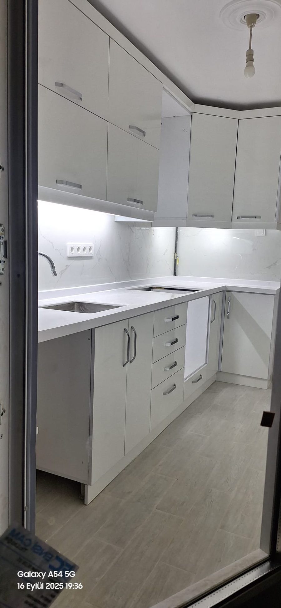 Banyo Dolabı Lavabo Altı Ünite Ankara Çankaya — Dizayn Mobilya